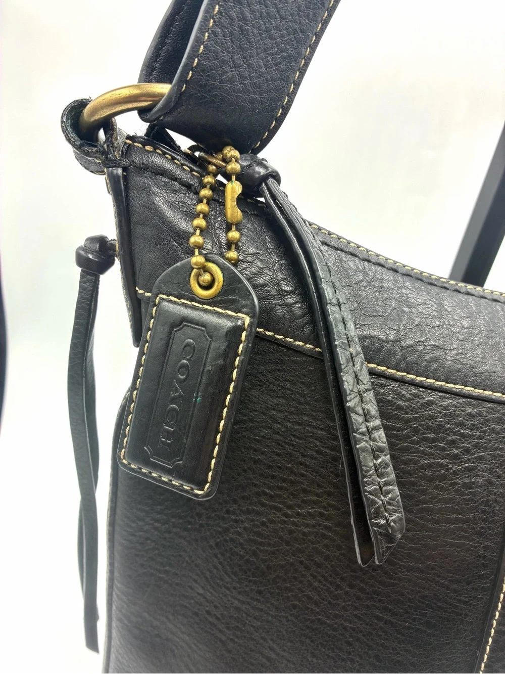 Vintage Coach Chelsea Laced Duffel Black Leather Shoulder Bag 10399